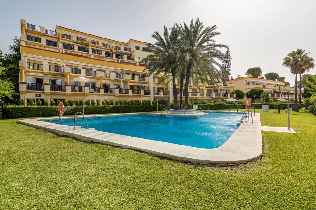 Apartamento Oleholidays 726 Romana Playa Junto Al Mar Marbella Exterior foto